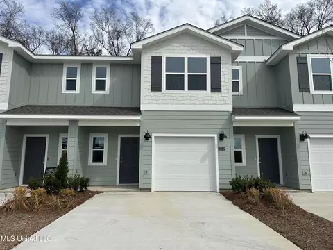 12248 Frazier Ln, Gulfport, MS 39503