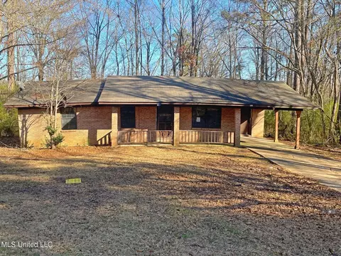 57 Boykin St, Morton, MS 39117 photo 1