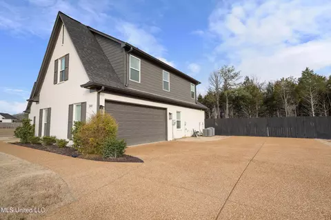 14420 Hidden Loop, Byhalia, MS 38611 photo 4