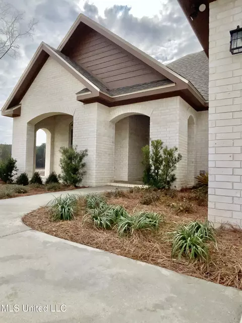 110 Tacoma Dr, Lucedale, MS 39452 photo 3