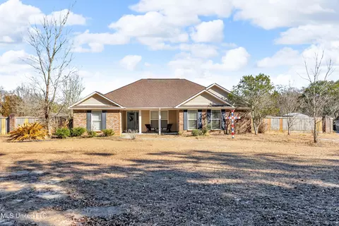 7500 Coleman Homestead Rd, Moss Point, MS 39562