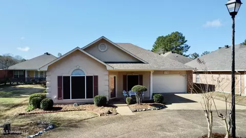 515 W Biscayne Cv, Clinton, MS 39056