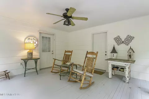 Exterior - 4635 Calnita Pl, Jackson, MS 39211 photo 12 of 15