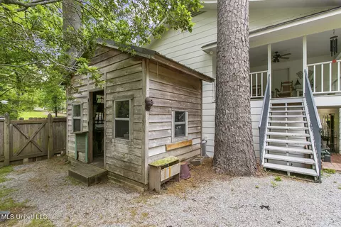Exterior - 4635 Calnita Pl, Jackson, MS 39211 photo 6 of 15