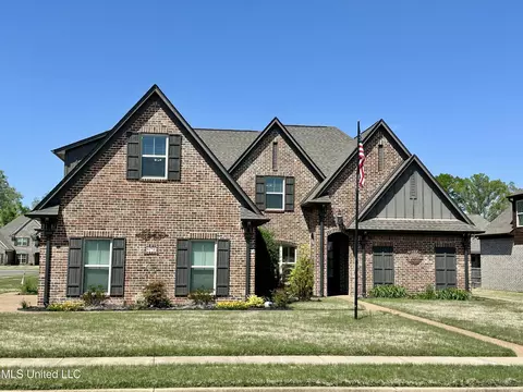 6712 W Aquila Cir, Olive Branch, MS 38654