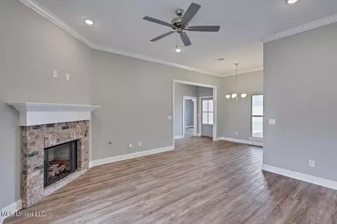Living - 112 Bailey Cv, Canton, MS 39046 photo 3 of 4