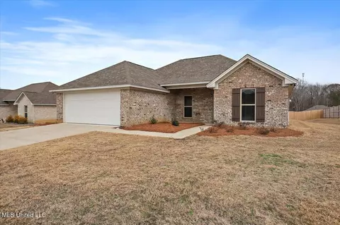 Exterior - 112 Bailey Cv, Canton, MS 39046 photo 2 of 4