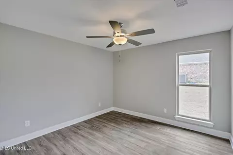 Bedroom - 112 Bailey Cv, Canton, MS 39046 photo 2 of 3
