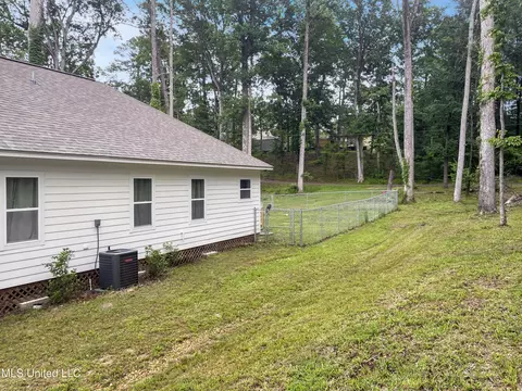 Exterior - 133 Camellia Cir, Florence, MS 39073 photo 5 of 6