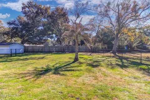 301 E First St, Long Beach, MS 39560 photo 39
