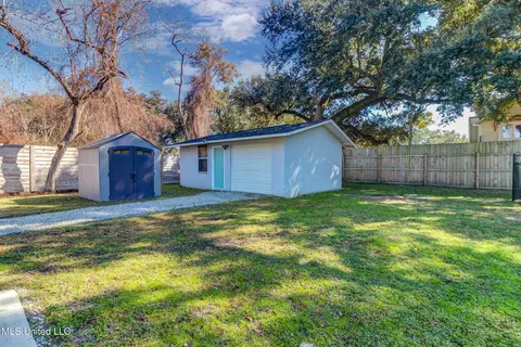 301 E First St, Long Beach, MS 39560 photo 42