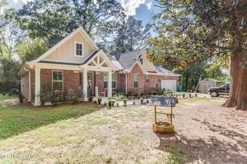 Exterior - 706 Jones Ave, Wiggins, MS 39577 photo 2 of 2
