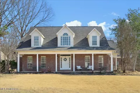 3680 Cypress Plantation Dr, Olive Branch, MS 38654