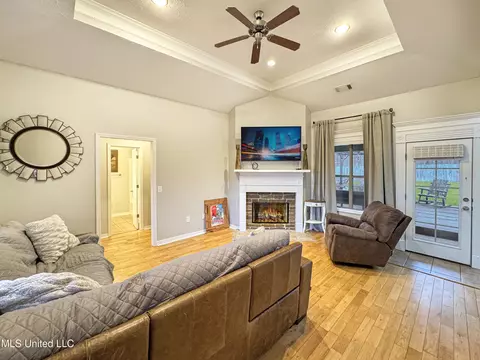 212 Pineleaf Cv, Brandon, MS 39047 photo 3