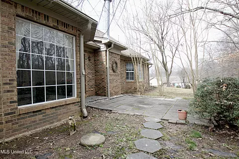 Exterior - 1320 Wooten Rd, Nesbit, MS 38651 photo 9 of 10