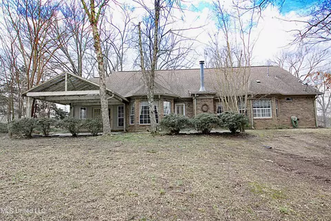 Exterior - 1320 Wooten Rd, Nesbit, MS 38651 photo 6 of 10