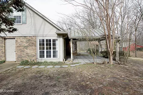 Exterior - 1320 Wooten Rd, Nesbit, MS 38651 photo 8 of 10