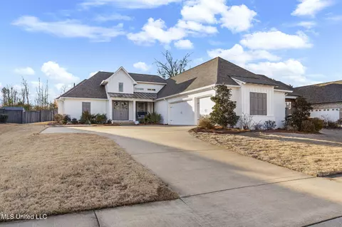 109 Coventry Ln, Canton, MS 39046