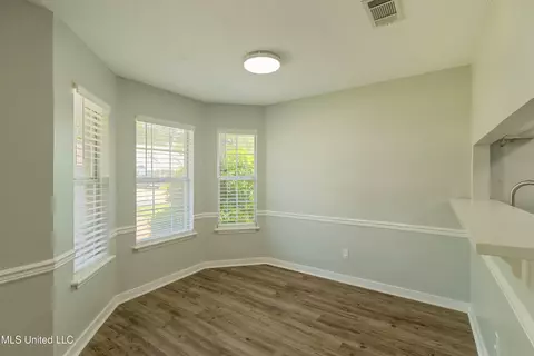 Dining - 2031 Fox Hill Ln, Byram, MS 39272 photo 1 of 1