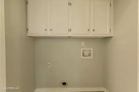 Other - 2031 Fox Hill Ln, Byram, MS 39272 photo 2 of 3