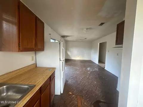 461 Roberts Canton Rd, Canton, MS 39046 photo 4
