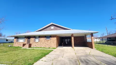 205 Jefferson St, Vidalia, LA 71373