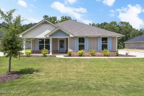 4251 W Olivia Cir, Olive Branch, MS 38654