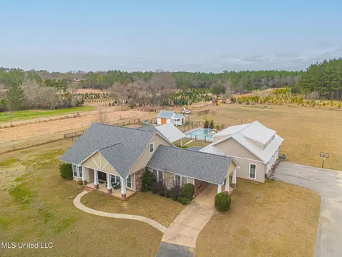 8817 Rivers End Rd, Moss Point, MS 39562 photo 3