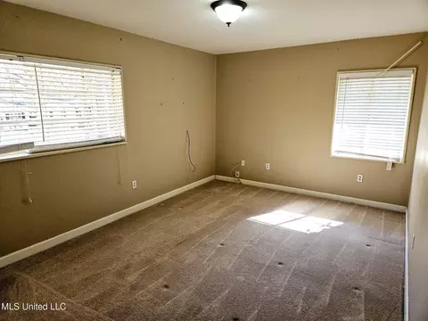 Bedroom - 4351 Forest Park Dr, Jackson, MS 39211 photo 2 of 3