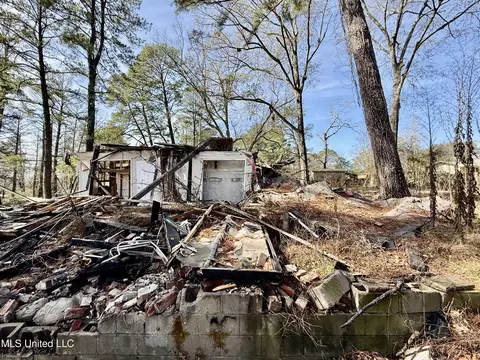 1146 Shalimar Dr, Jackson, MS 39204