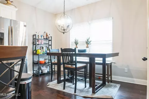 Dining - 302 Eagle View Dr, Senatobia, MS 38668 photo 1 of 1