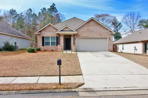 11586 Caroline Ct, Gulfport, MS 39503