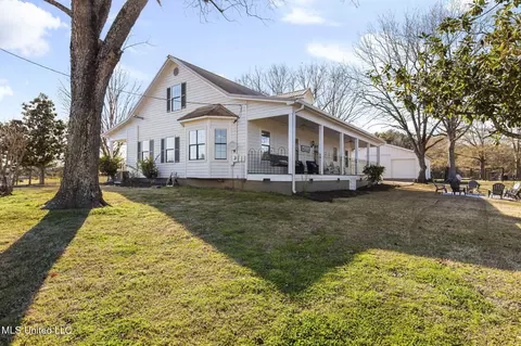 Exterior - 914 Ratliff Ferry Rd, Canton, MS 39046 photo 22 of 29
