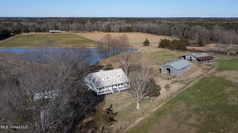 View/Area - 914 Ratliff Ferry Rd, Canton, MS 39046 photo 14 of 18