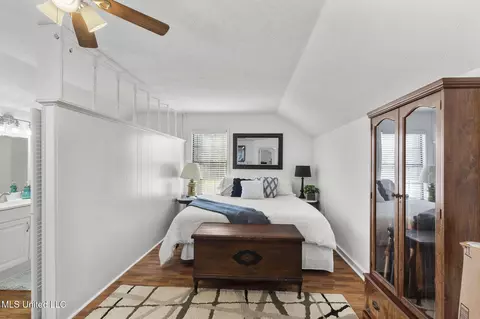 Bedroom - 914 Ratliff Ferry Rd, Canton, MS 39046 photo 6 of 8