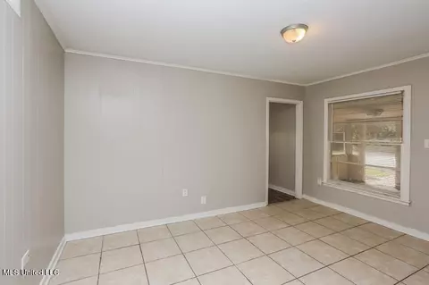 3301 Suncrest Dr, Jackson, MS 39212 photo 5