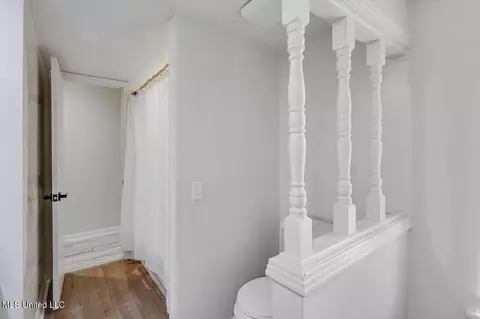 Bath - 210 Old Oak Cir, Brandon, MS 39042 photo 5 of 6