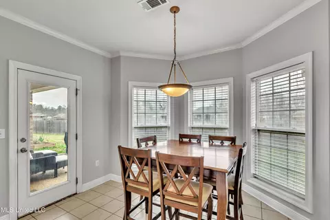 Dining - 156 Appleridge Dr, Brandon, MS 39047 photo 2 of 2