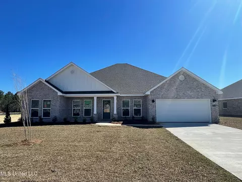 17031 River Hills Dr, Gulfport, MS 39503