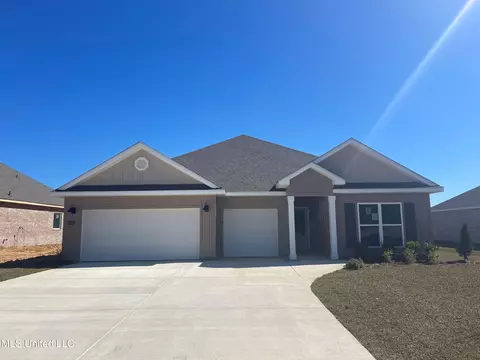 17055 River Hills Dr, Gulfport, MS 39503