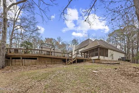 Exterior - 174 Hunt Cir, Madison, MS 39110 photo 14 of 21