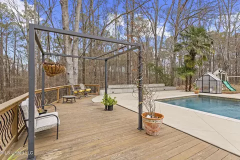 Exterior - 174 Hunt Cir, Madison, MS 39110 photo 18 of 21