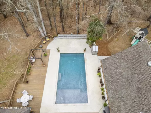 Exterior - 174 Hunt Cir, Madison, MS 39110 photo 3 of 21