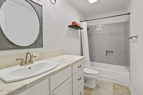 Bath - 174 Hunt Cir, Madison, MS 39110 photo 8 of 9