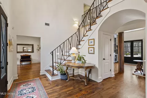 Entry Way - 174 Hunt Cir, Madison, MS 39110 photo 1 of 2