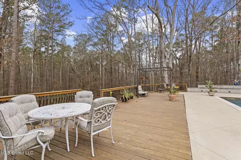 Exterior - 174 Hunt Cir, Madison, MS 39110 photo 17 of 21