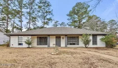 77 Fenceway Dr, Brandon, MS 39042