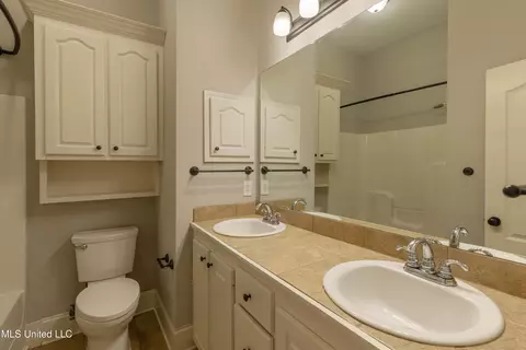 Bath - 130 Mason Way, Madison, MS 39110 photo 4 of 5