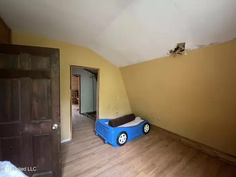 Bedroom - 231 Abernathy Rd, Flora, MS 39071 photo 2 of 4