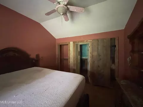 Bedroom - 231 Abernathy Rd, Flora, MS 39071 photo 1 of 4